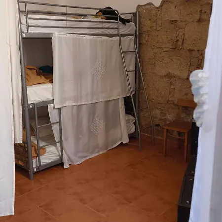 Hostel Ashavana Nest *