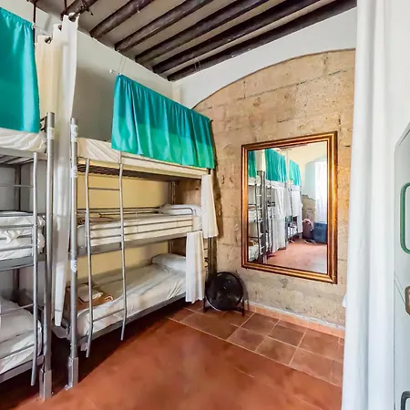 Ashavana Nest Hostel El Medano (Tenerife)